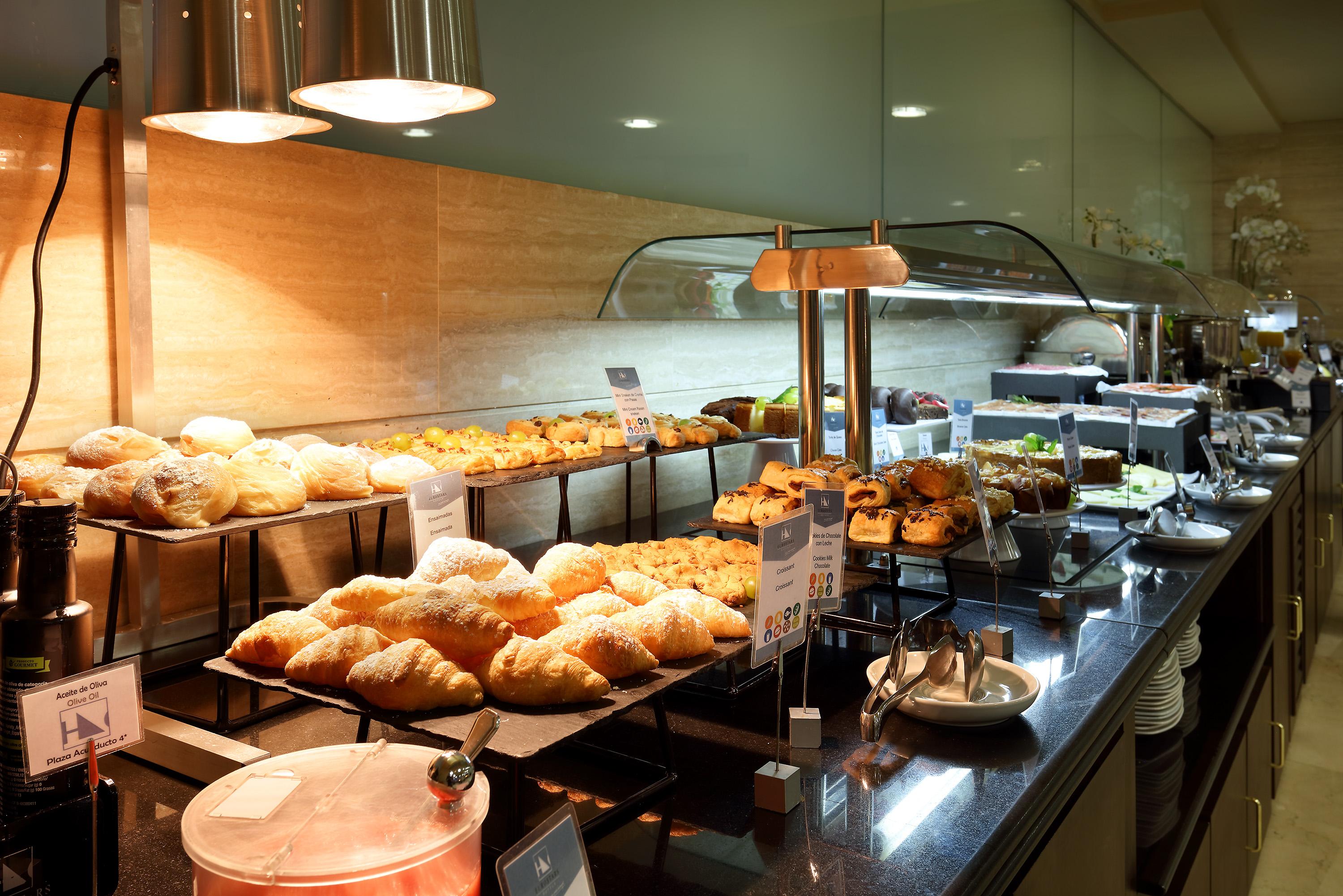 Eurostars Plaza Acueducto Hotel