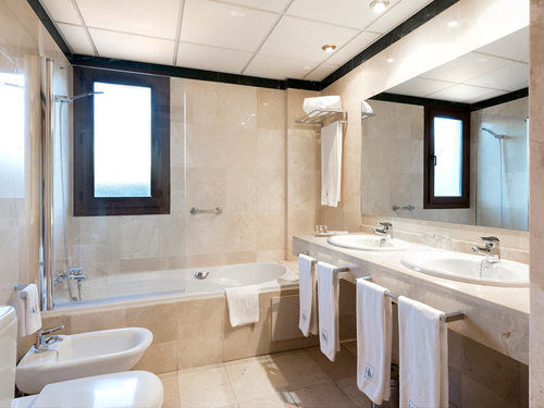 Eurostars Plaza Acueducto Hotel
